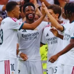 laliga-real-madrid-golea-al-malaga-y-mantiene-el-paso-perfecto-d29da1f4-focus-0-0-1479-828
