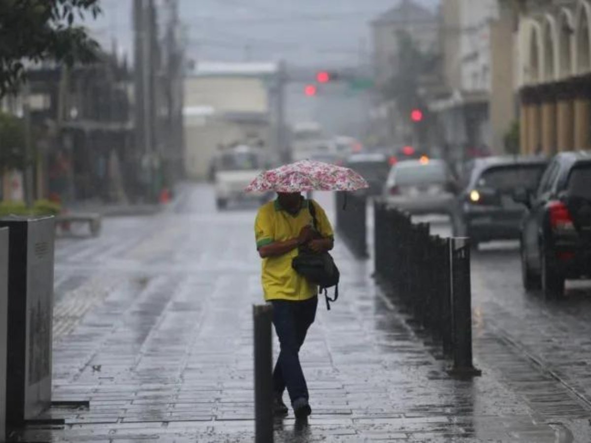onda-tropical-el-salvador-consejos-lluvias01